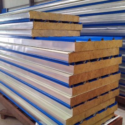 Sandwich panel